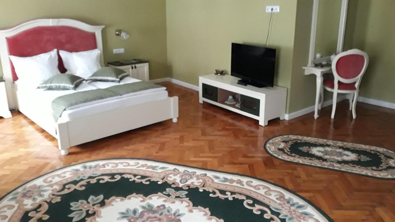 Zum Weissen Lamm Residence Sibiu Exteriör bild